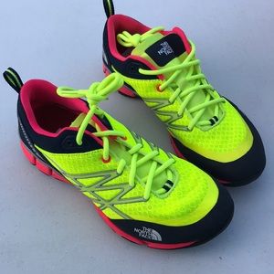 The North Face women’s size 8.5 Ultra Kilowatt NWB